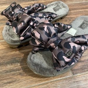 Ugg slipper sandals